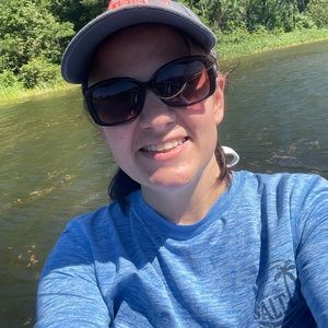 Meet your Posher, Stephanie